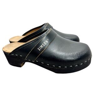 Simson black leather wooden platform sole hand made Dutch clogs EU 35 / 5